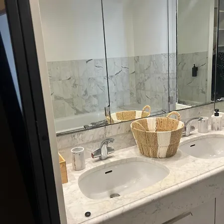 Lieu Cosy, Vieux Port A Pied * La Rochelle (Charente-Maritime)